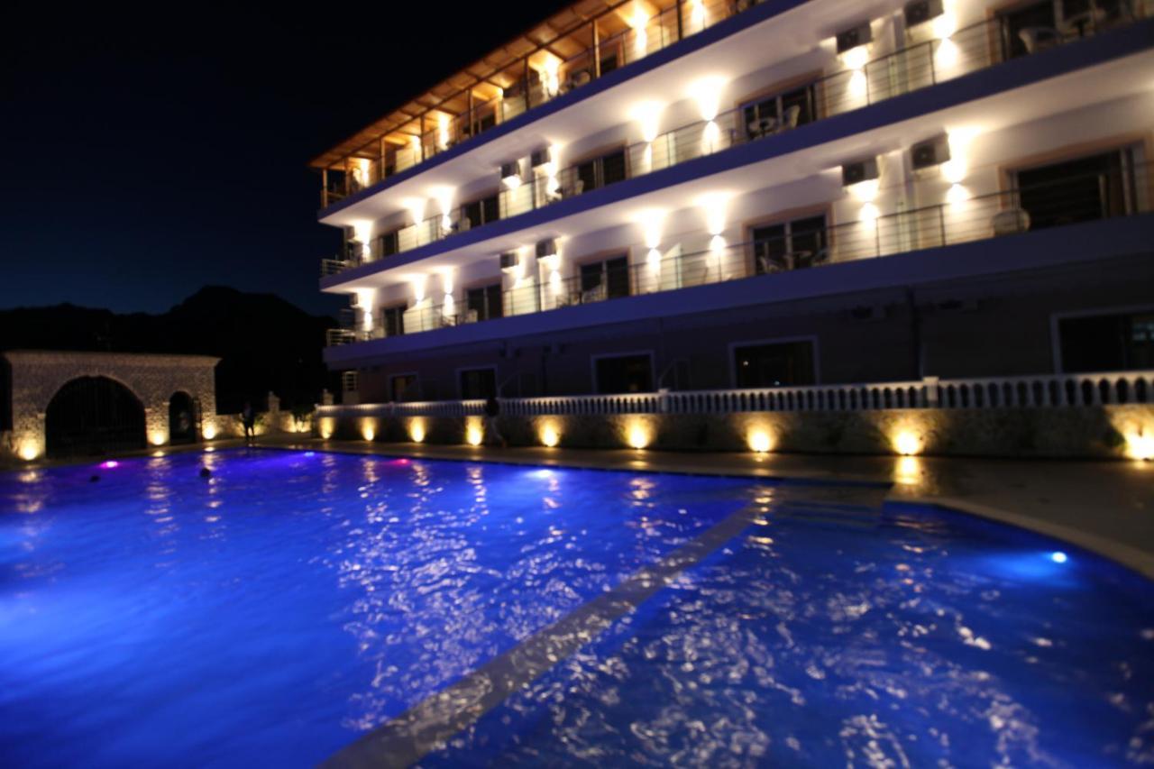 Hotel Riviera Borsh Luaran gambar